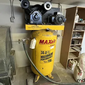 Maxair Air Compressor
 UNRESERVED