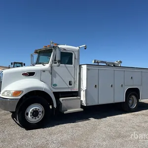 2008 Peterbilt 335 4x2 Utility Truck