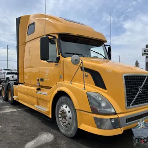 2009 Volvo VNL 670 T/A Semi Truck