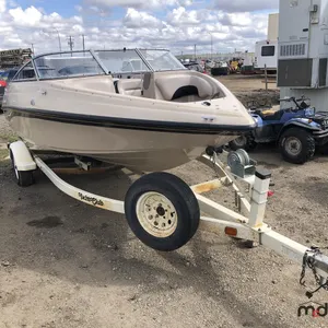 2000 Crownline 180 Boat w/ 2000 Yacht Club Trailer