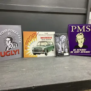 (4) METAL DECOR SIGNS