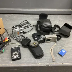 (3) SMALL DIGITAL CAMERA'S  - PENTAX, CANON, POLAROID