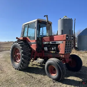 1977 International Tractor
 UNRESERVED