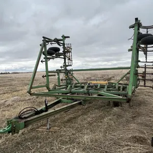 1979 John Deere E1610 Cultivator