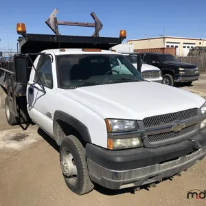 2004 Chevrolet Silverado 3500 Dump Box Truck 
 UNRESERVED