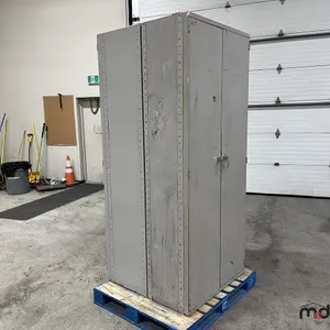 (2) Metal Cabinets
 UNRESERVED