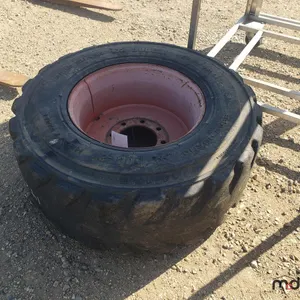 Bobcat Heavy Wall Bead Guard 14-17.5 N.H.S Tire w/ Rim
 UNRESERVED