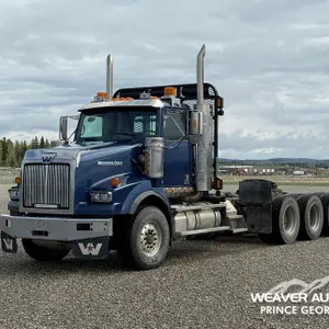 2018 WESTERN STAR 4900SA TRI DRIVE LOG TRUCK