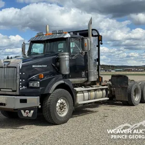 2016 WESTERN STAR 4900SA TRI DRIVE LOG TRUCK