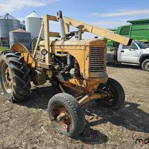 Minneapolis Moline Antique Tractor
 UNRESERVED