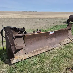 10' Custom Dozer Blade Attachment
 UNRESERVED