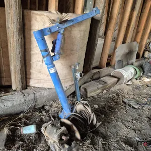 Heavy Duty Winch, Trailer Jack and Picker Arm
 UNRESERVED