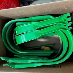 15 - JD ROUND BALER PICKUP BANDS