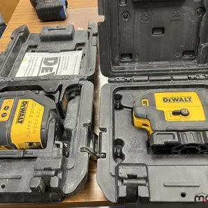 DeWalt DW087 Laser Chalk Line & DW085 5 Beam Laser Pointer
 UNRESERVED