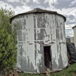 700bu Hopper Bottom Wood Grain Bin
 UNRESERVED