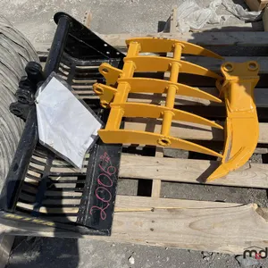 Mini Excavator Sand Bucket, Rake and Ripper
 UNRESERVED