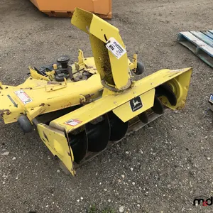 John Deere 42" Snowthro-200 Attachment
 UNRESERVED