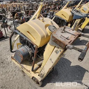 Asphalt Cutting Machine 