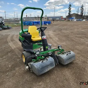 2014 John Deere 2500B Ride-On Precision Mower
 UNRESERVED