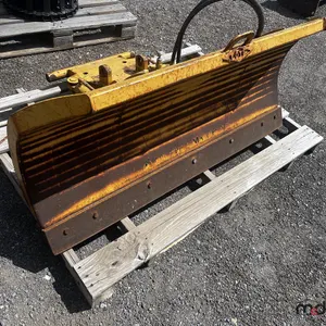 2008 Cameleon 5' Plow Attachment
 UNRESERVED