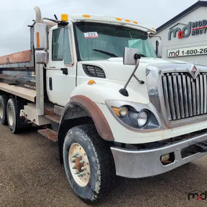 2014 International 7500 T/A Dump Truck