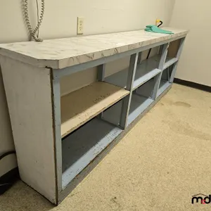 Wood Shelf (9'x1'2''x3')
 UNRESERVED