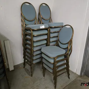 (20) Chairs
 UNRESERVED