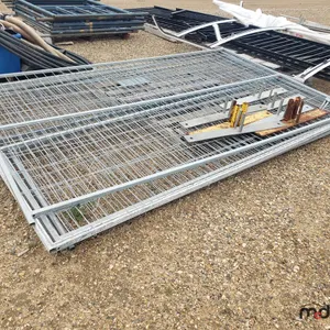 Pallet of 113'' x 72'' Temporary Fencing  
 UNRESERVED