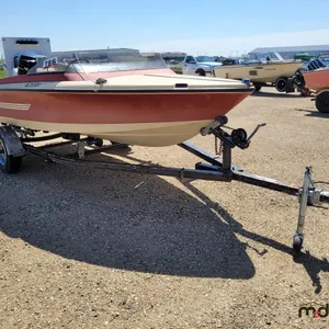 1980 Silverline Grenada 16' Boat w/ Homebuilt Boat Trailer (Non-Runner)
 UNRESERVED