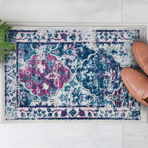 (13) Bohemian 2' x 3' Chic Area Rug
 UNRESERVED