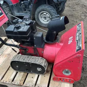 26" Yard - Man snowblower, F82