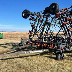 34’ Flexi-Coil 800 tillage, S/N M046109