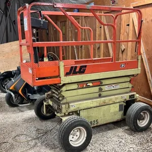 JGL 932-E2 electric man lift,