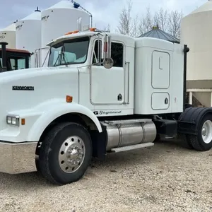 1990,  Kenworth T800 t/a highway tractor, SAFETIED,  543,570 showing,  VIN: 2XKDDR9X0LM925853, Owner: Estate of Gilles M Raynaud, Seller: Fraser Aucti