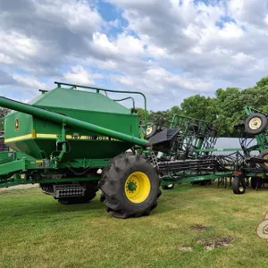 36’ Elmers 6400 air seeder and JD 787 tow between Air cart, Air Seeder S/N 96493  Air Cart S/N 665194