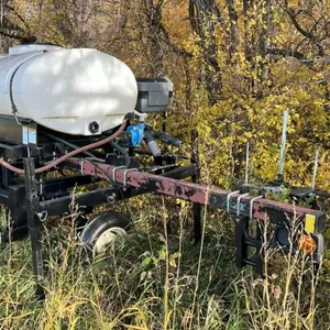 Elmer’s 8 row 3 pt sprayer, S/N 981382