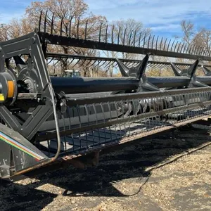 25’ MacDon 960 draper head, S/N 80371