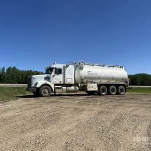 2019 Freightliner Coronado 122SD 21680 L 8x6 Sleeper Tanker Truck