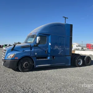 2019 Freightliner Cascadia 126 6x4 T/A Sleeper Truck Tractor