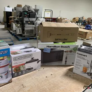 Hamilton Beach Microwave, PrettyCare Rechargeable Vacuum, Black + Decker Rice Cooker and Cuisinart Hand Blender
 UNRESERVED