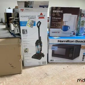 Hamilton Beach Microwave, Bissell Vacuum, Keurig, Mini Fryer and Hamilton Beach Cordless Blender
 UNRESERVED