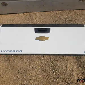 2013 Chevrolet Silverado Tailgate
 UNRESERVED