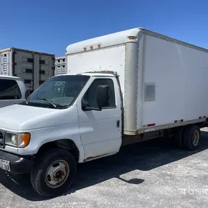 1999 Ford E350 4x2 Van Truck