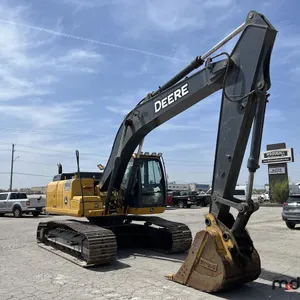 2016 John Deere 210G Excavator