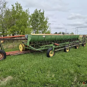 John Deere LZB Hoe Drill w/ Doepker Transport
 UNRESERVED