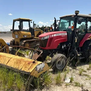 2016 Massey Ferguson 4607M Broom Tractor (Inoperable)