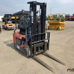 Toyota Electric Forklift w/ Charger