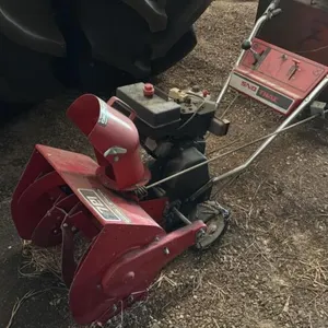Snow-Trac 721 snowblower
