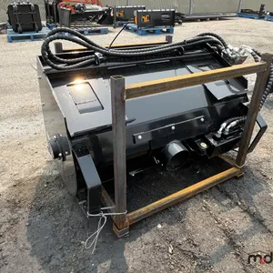 GIYI 27" Skid Steer Mixing Bucket
 UNRESERVED
