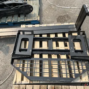 GIYI 5' Skid Steer Forks
 UNRESERVED